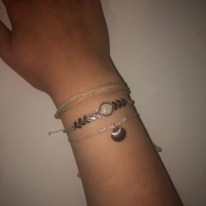 Pura Vida Monthly Exclusive Pack of 3